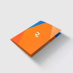 Folleto plegable laminado soft touch