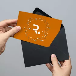 Tarjeta de felicitación laminado soft touch