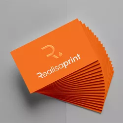 Tarjeta de visita con barniz selectivo